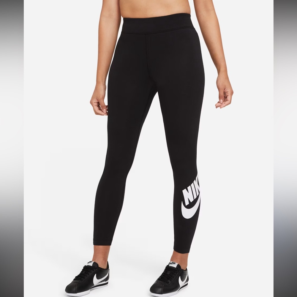 Nike Women's Black and White Logo Leggings Size Small